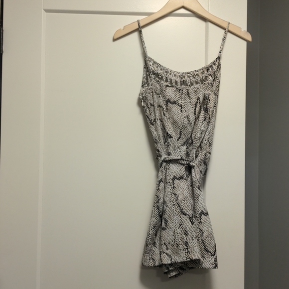 Strappy animal print romper - Picture 4 of 5